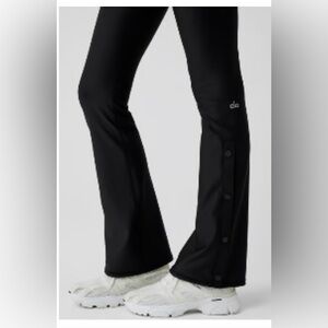 ALO Yoga Black High-Waisted Leggings